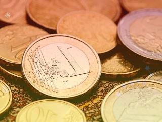 五菱宝骏首款舒适大五座纯电家用车“云朵”将于8月上市